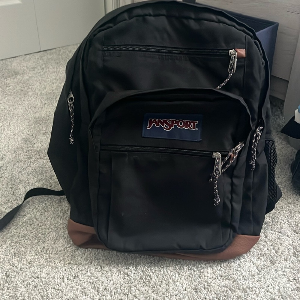 Good condition black jansport backpack